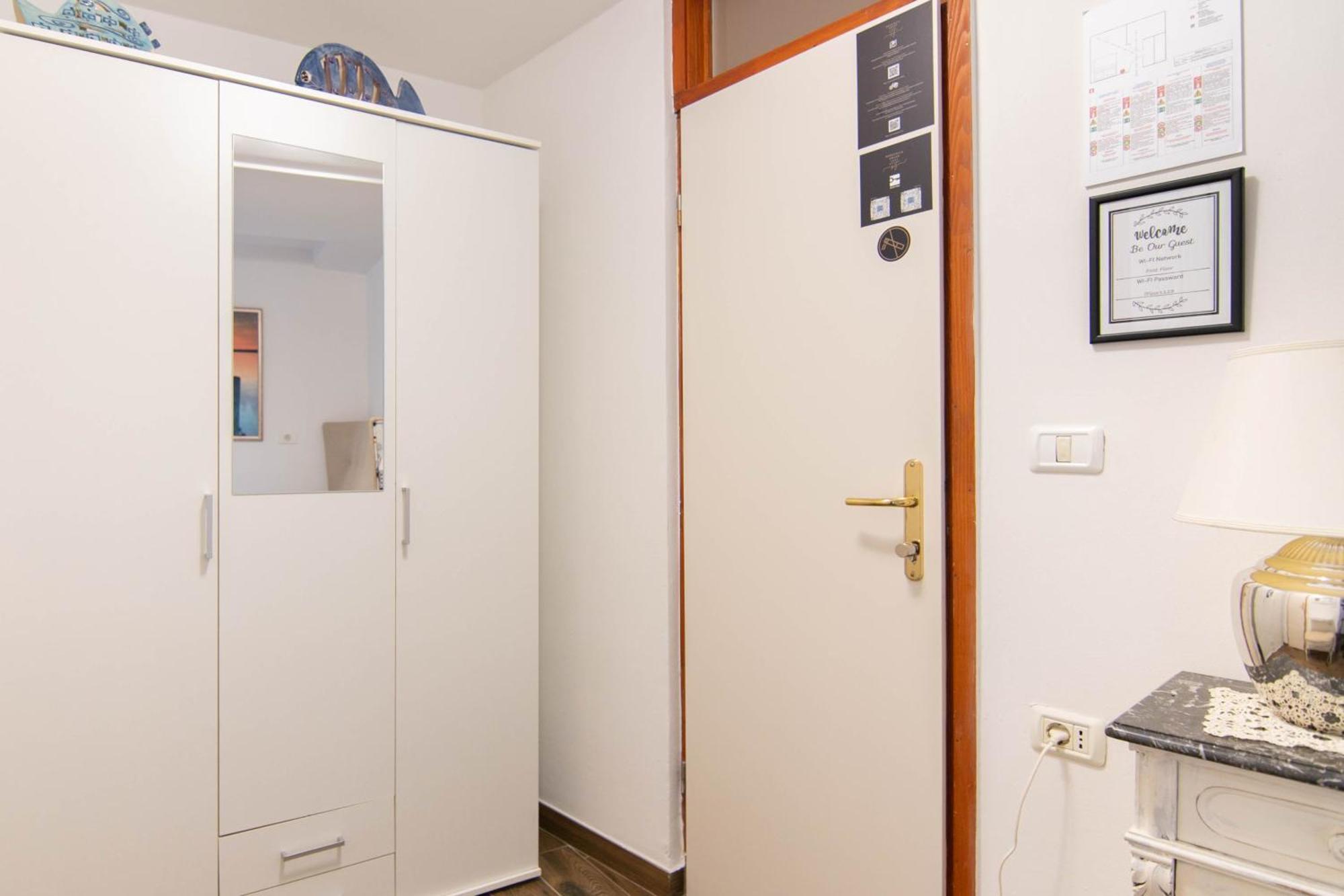 Bed And Brekfast Donatella Bed & Breakfast Пиран Екстериор снимка