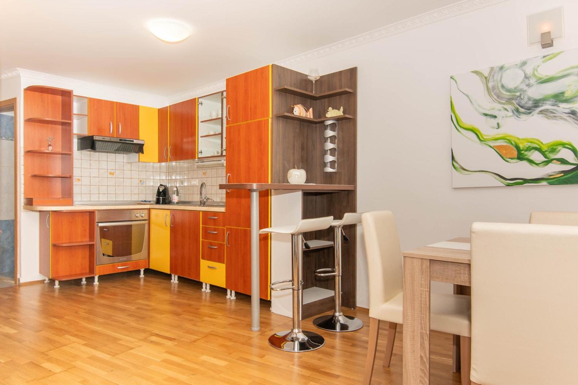 Bed And Brekfast Donatella Bed & Breakfast Пиран Екстериор снимка